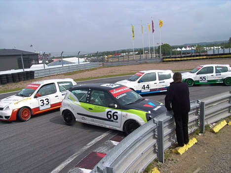 Clio Cup - Claus Christensen
UPS - det er vist den forkerte vej!
(Foto: Motorsporten.dk)